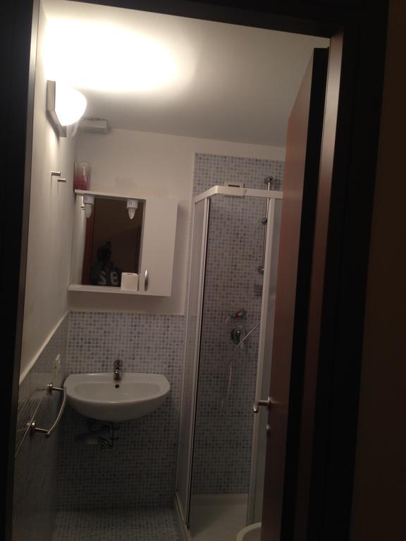 Bed and Breakfast Le Charme House 2 Roma Exterior foto